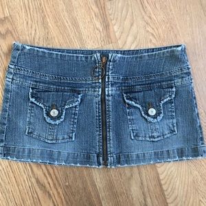 Jean zip front mini skirt